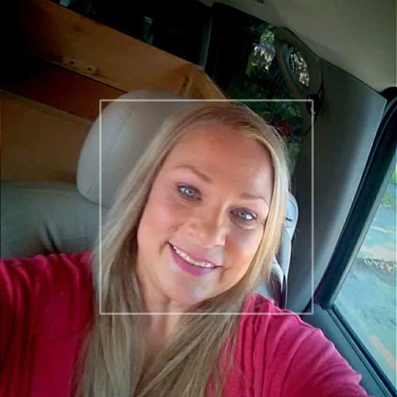 Meet your Posher, Melissa - Picture 1 of 1